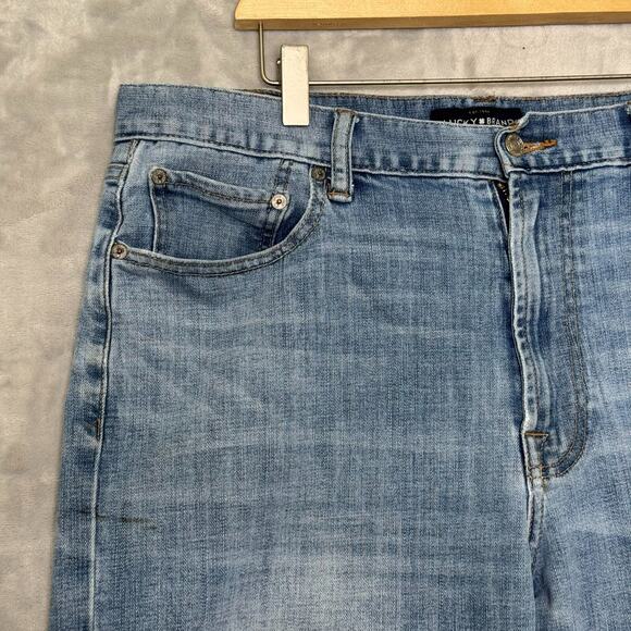 Lucky Brand 181 Relaxed Straight Jeans Mens 36*30 Medium Wash Stretch Pockets - Picture 3 of 16